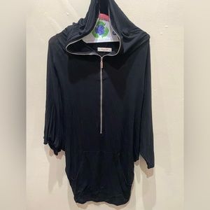 Black hooded pullover